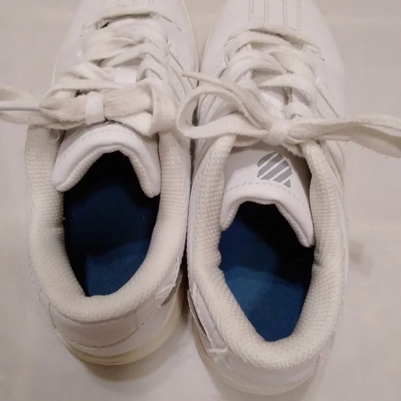Kswiss Girl's Size 4 All White Good Condition - Picture 5 of 9